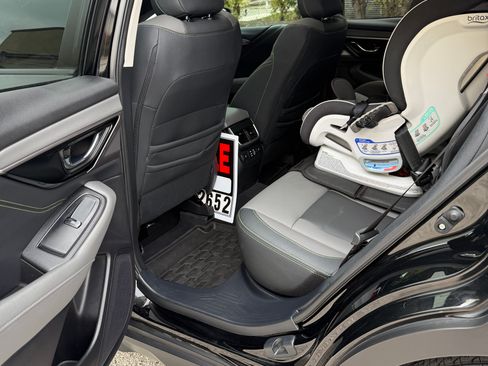 Used 2025 Subaru Outback Onyx Edition XT image 8