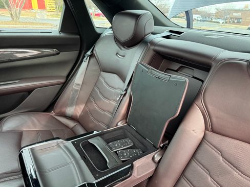 Used 2019 Cadillac CT6 V w/ Driver Assist Package image 15