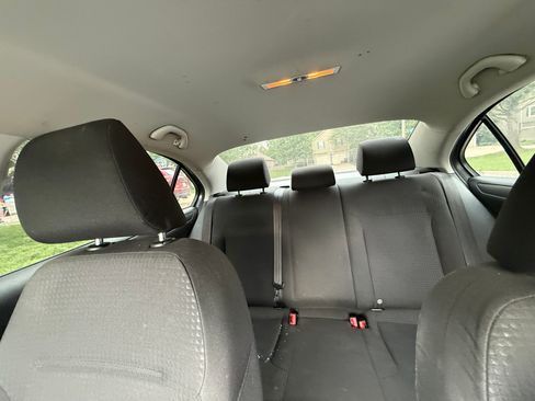 Used 2015 Volkswagen Jetta S FWD image 12