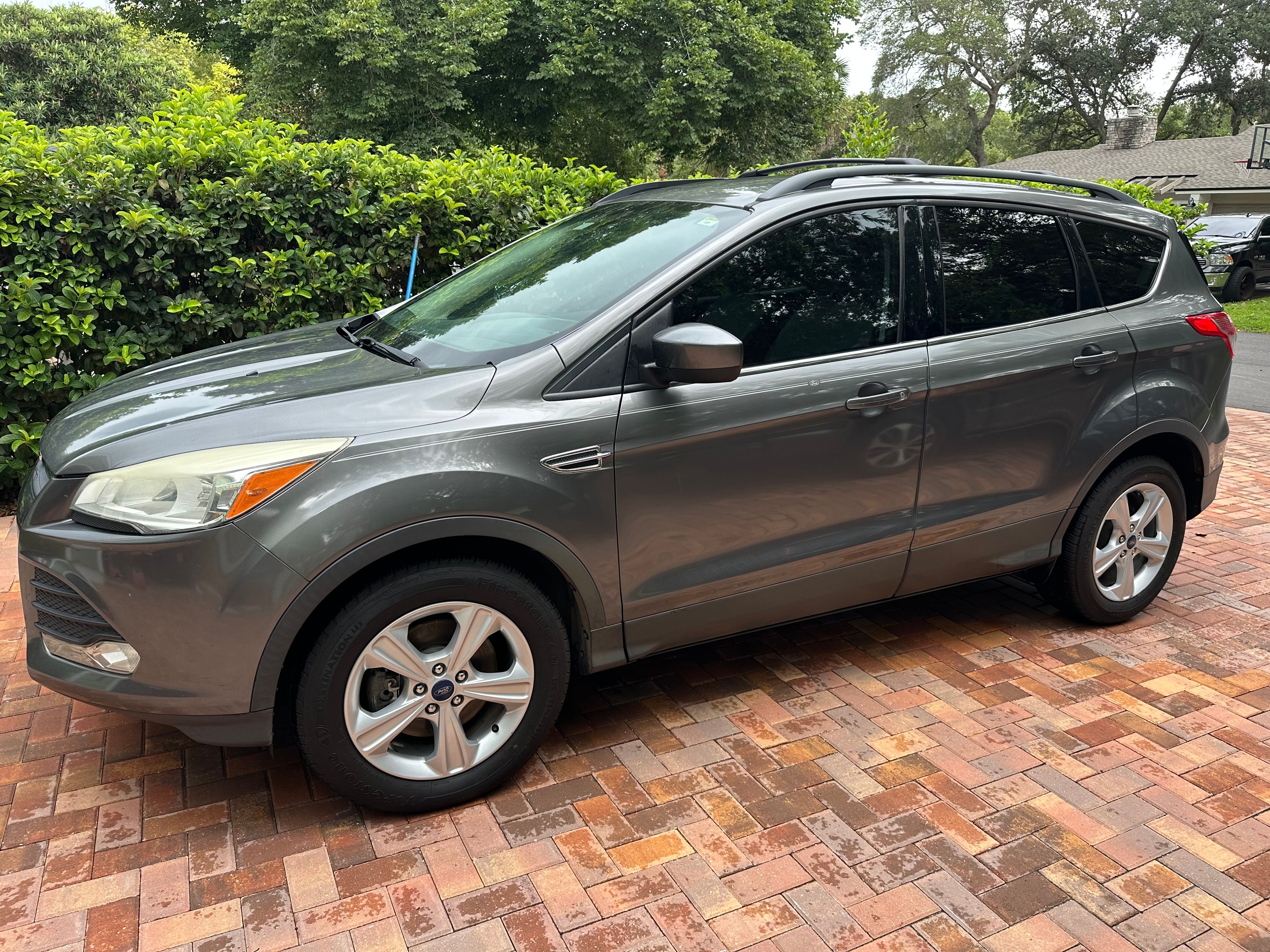 Used 2014 Ford Escape SE w/ Equipment Group 201A FWD image 14