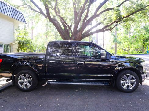 Used 2018 Ford F150 Lariat w/ Equipment Group 502A Luxury RWD image 1