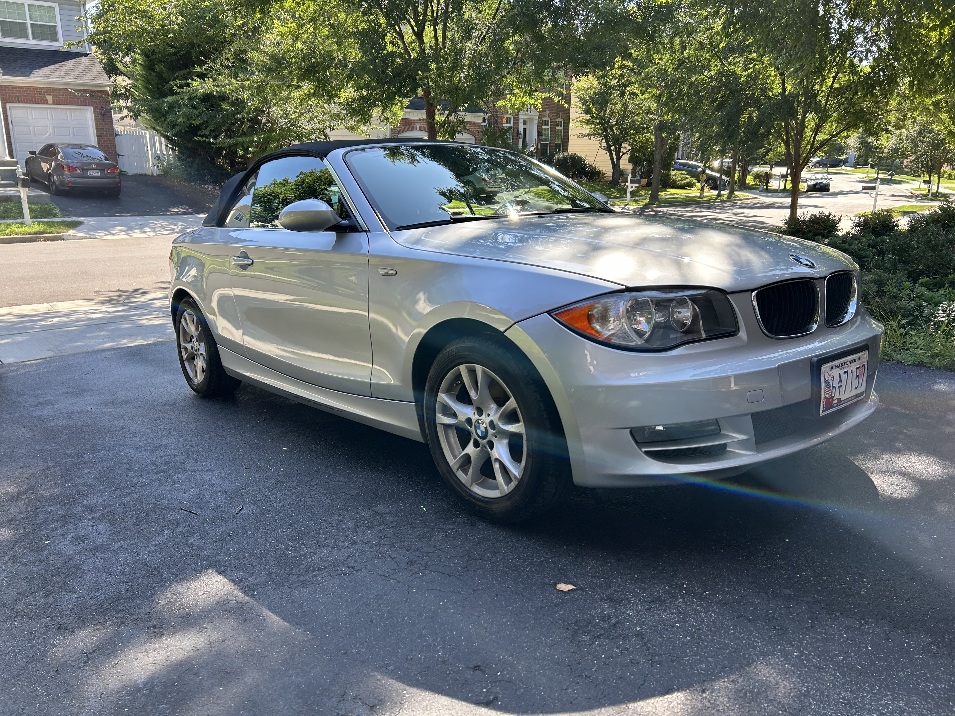 Used 2009 BMW 128i Convertible RWD image 9