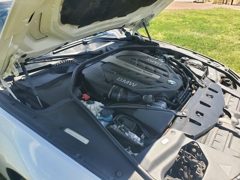 Used 2014 BMW 650i xDrive Convertible image 12