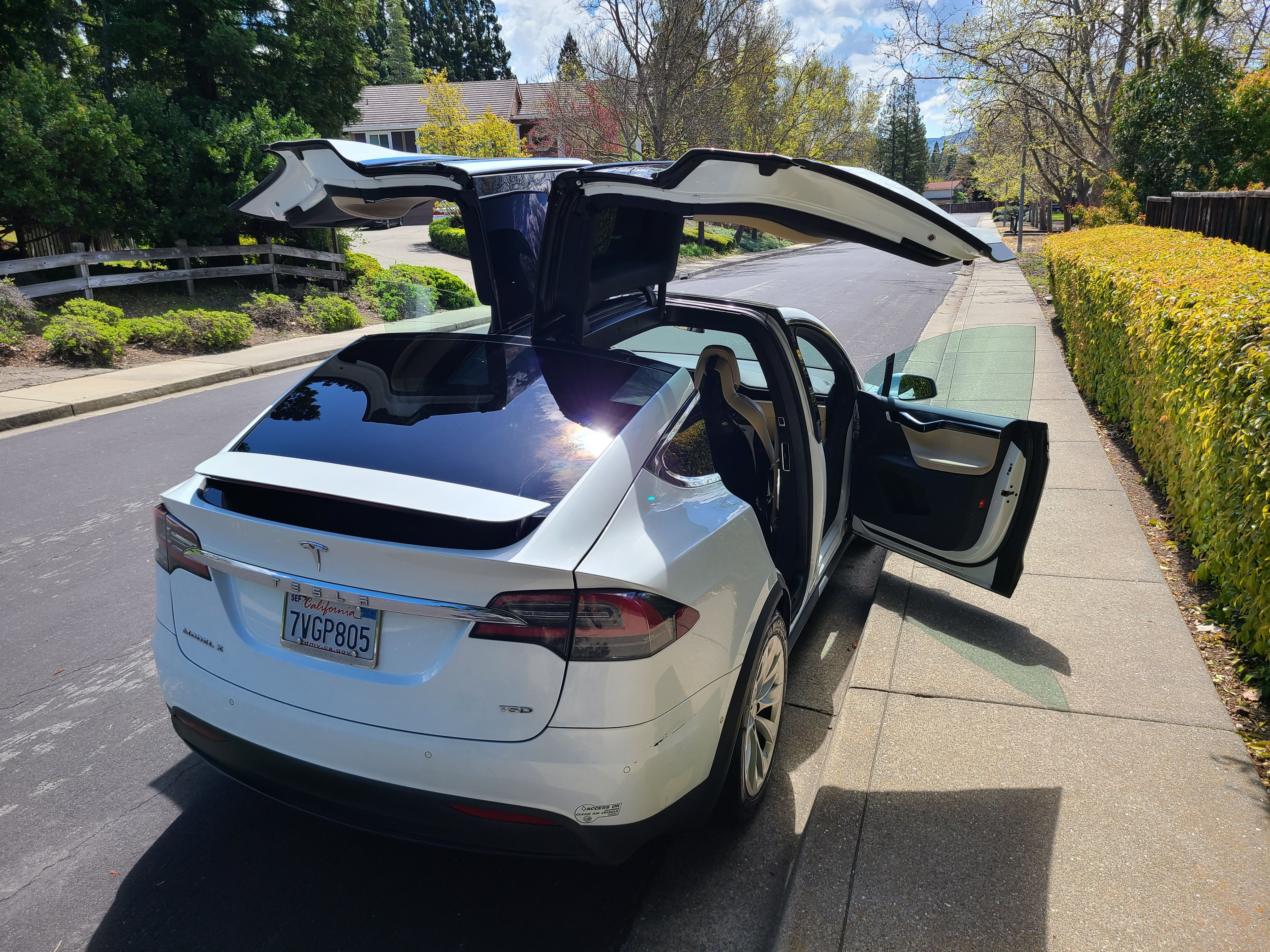 Used 2016 Tesla Model X 75D AWD/4WD image 1