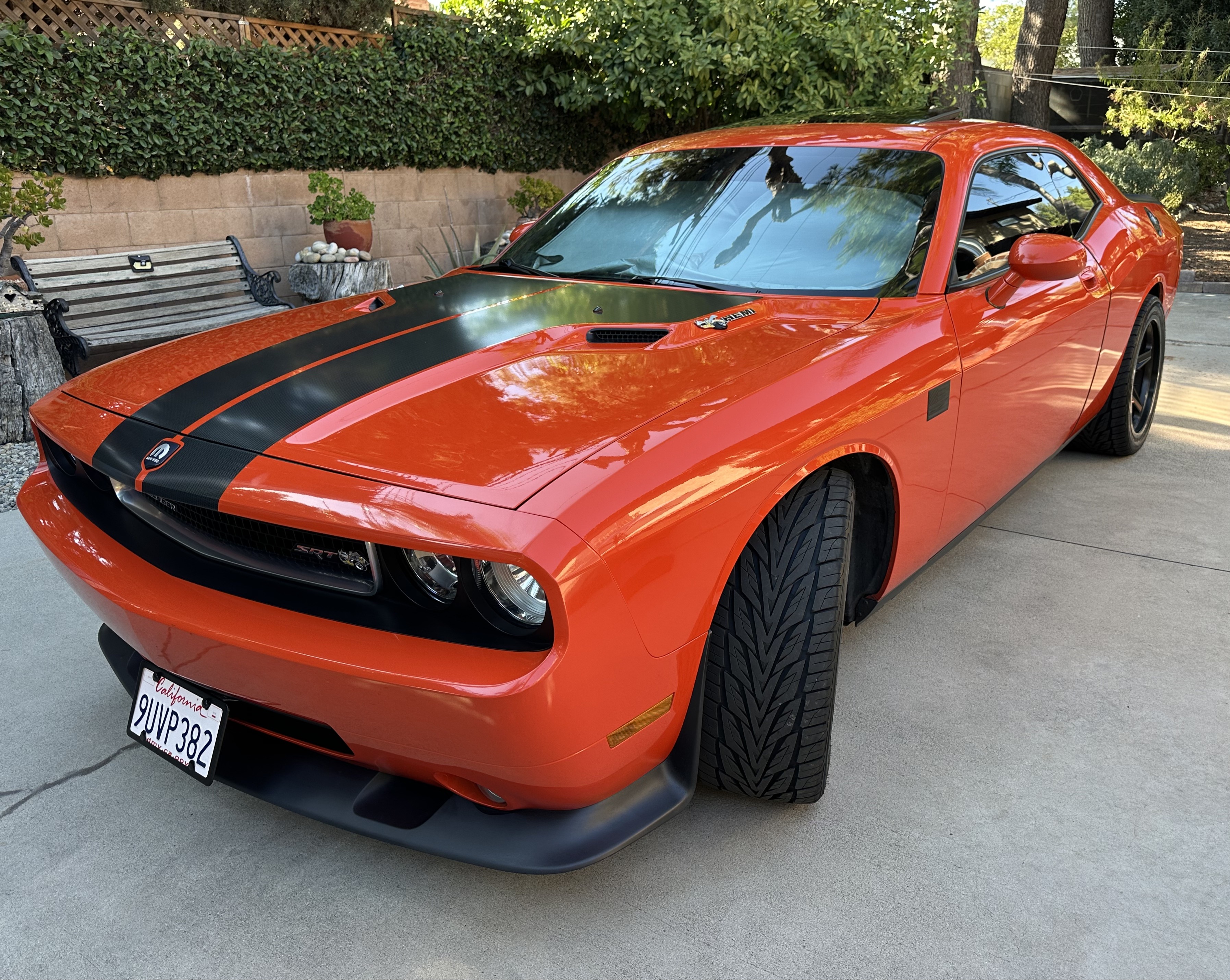 Used 2010 Dodge Challenger SRT8 w/ SRT Option Group II RWD image 1