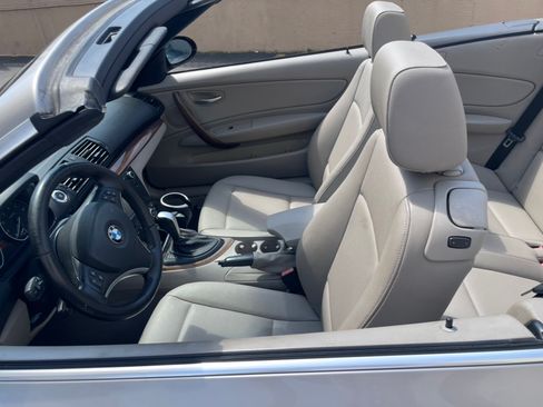 Used 2008 BMW 128i Convertible RWD image 8