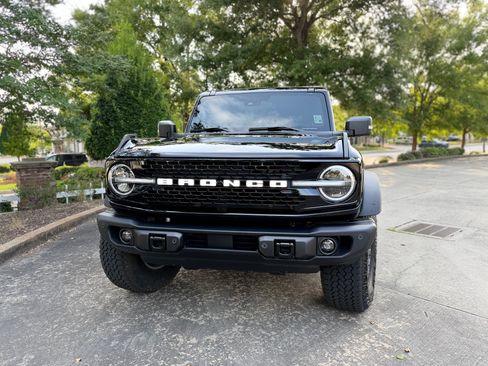 Used 2025 Ford Bronco Badlands AWD/4WD image 2