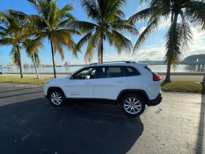 Used 2015 Jeep Cherokee Limited w/ Luxury Group