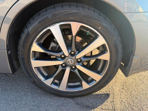 Used 2017 Nissan Altima 2.5 SR image 13