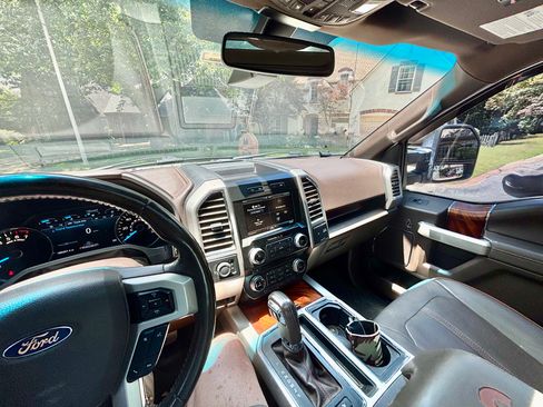 Used 2015 Ford F150 King Ranch w/ Equipment Group 601A Luxury AWD/4WD image 11