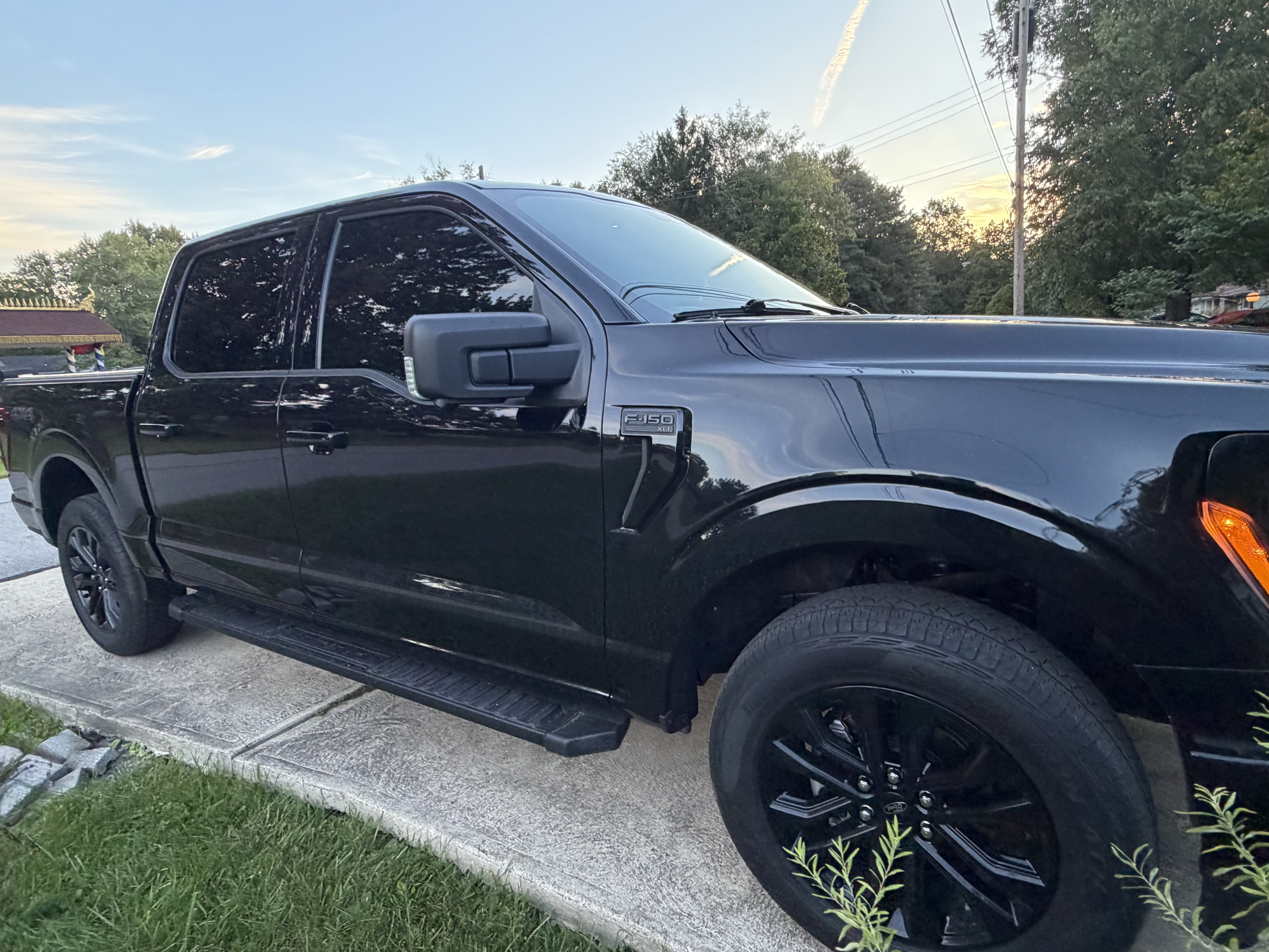 Used 2024 Ford F150 XLT w/ Equipment Group 303A High AWD/4WD image 1