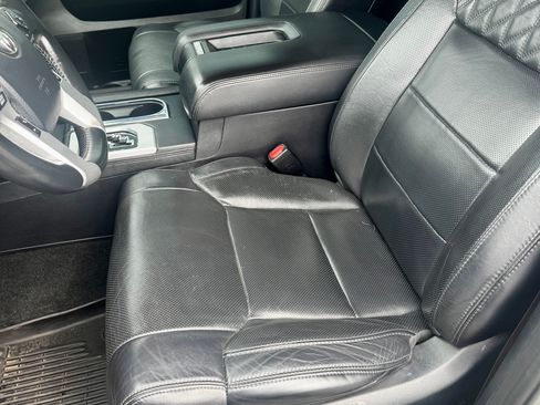 Used 2018 Toyota Tundra Platinum AWD/4WD image 11