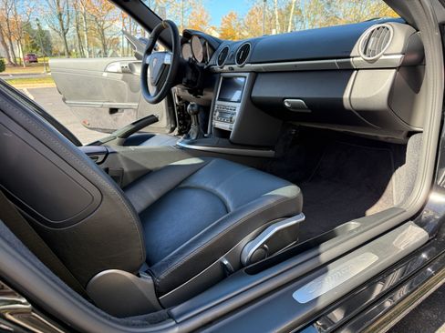 Used 2007 Porsche Cayman S image 9