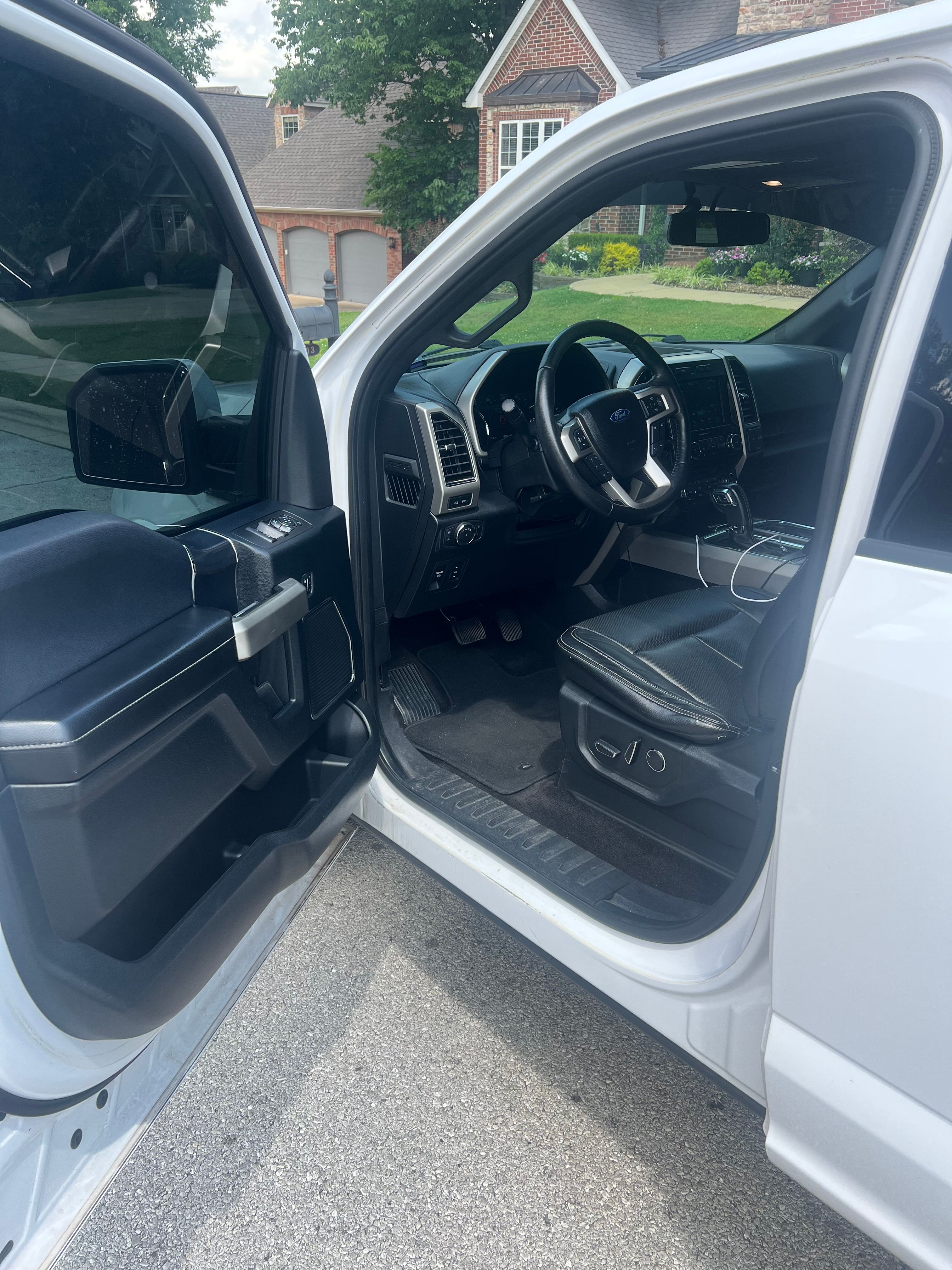 Used 2018 Ford F150 Lariat AWD/4WD image 10