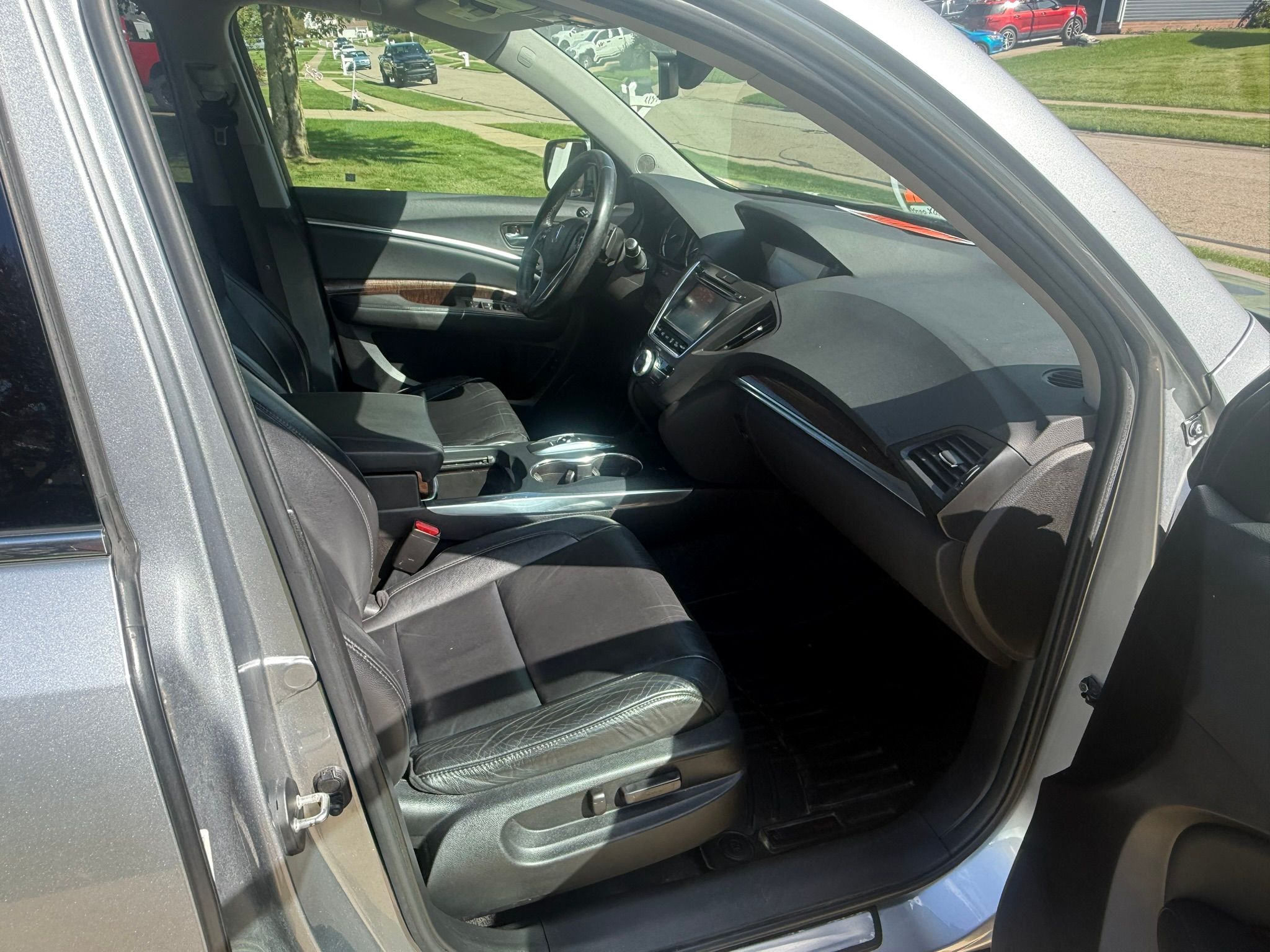 Used 2018 Acura MDX w/ Technology Package AWD/4WD image 21