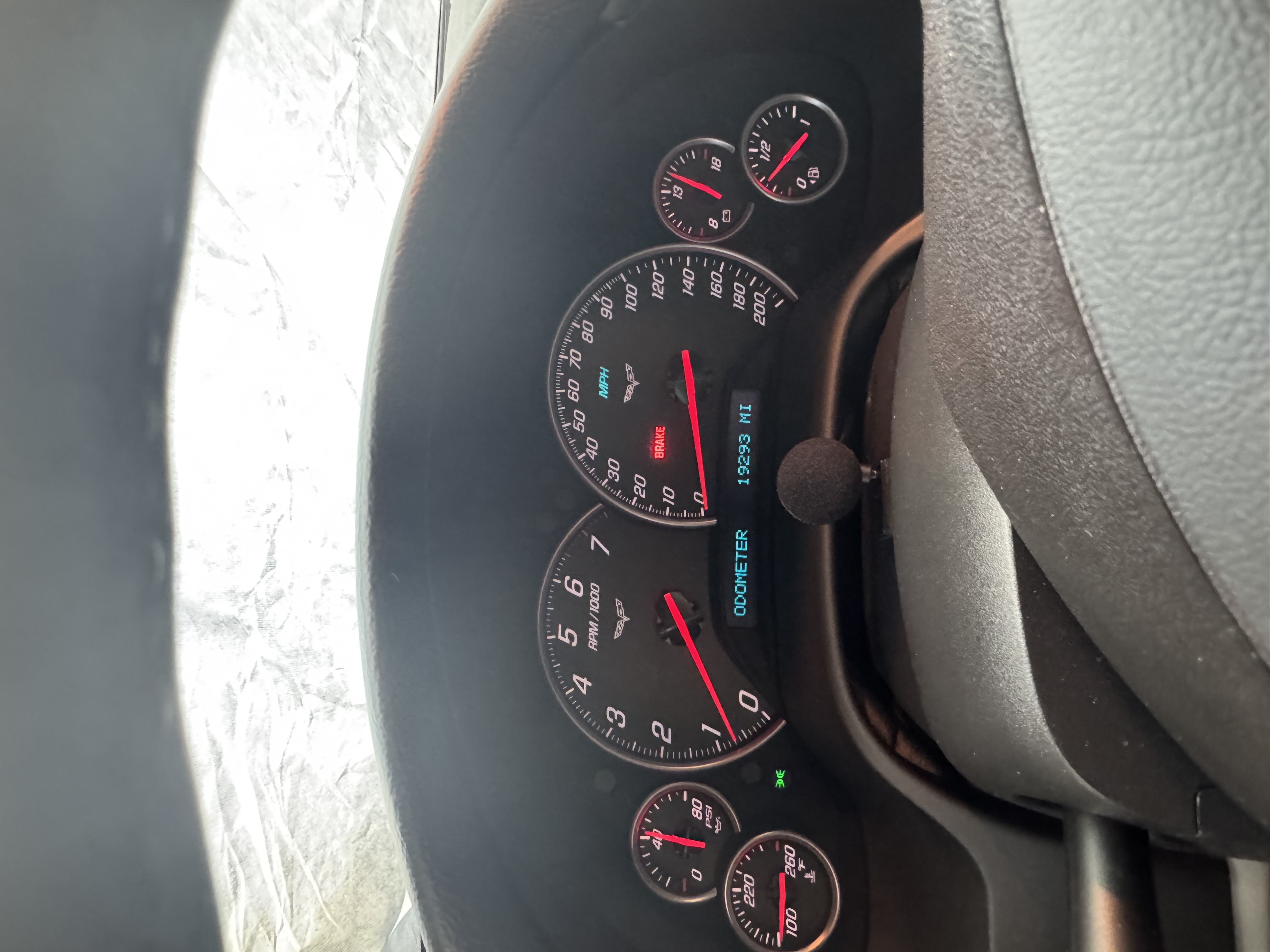 Used 2011 Chevrolet Corvette Coupe w/ Preferred Equipment Group RWD image 1