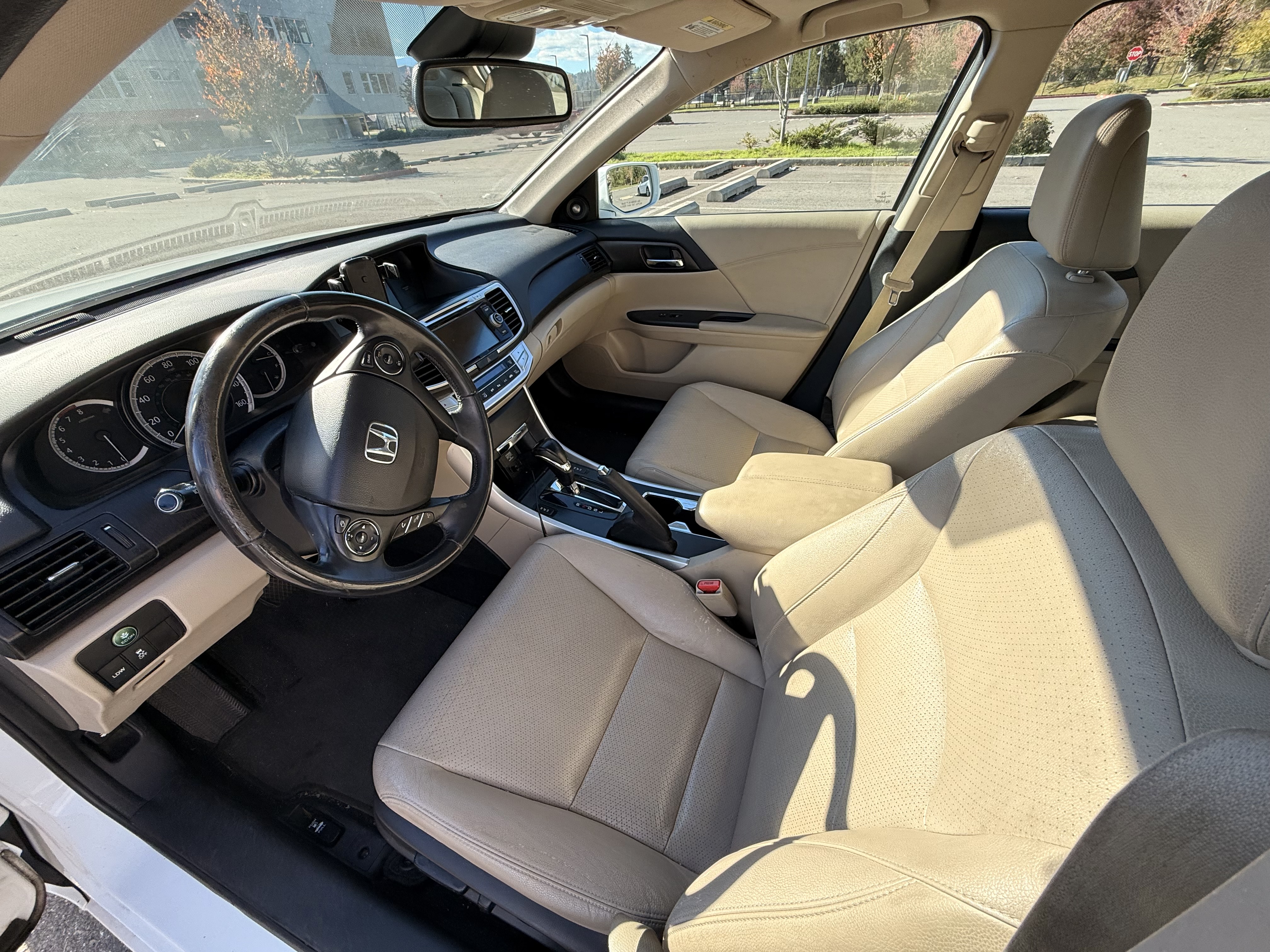 Used 2014 Honda Accord EX-L image 18