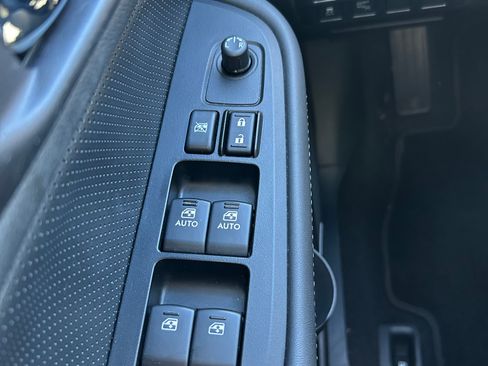 Used 2016 Subaru Legacy 2.5i Limited image 10