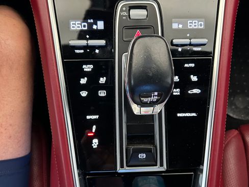 Used 2017 Porsche Panamera Turbo image 11