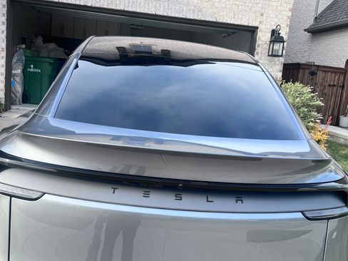 Used 2026 Tesla Model Y Long Range image 12