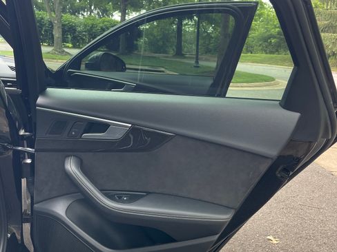 Used 2018 Audi S4 Premium Plus w/ Navigation Package image 30