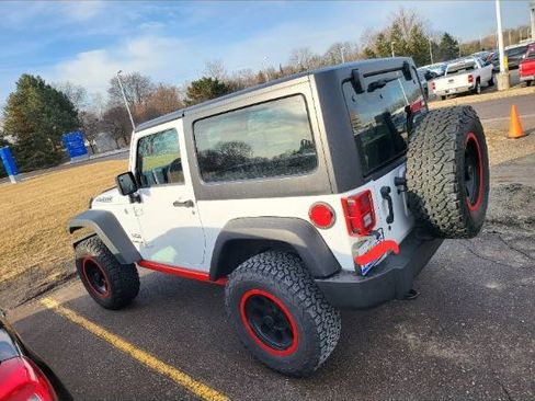 Used 2017 Jeep Wrangler Sport image 9