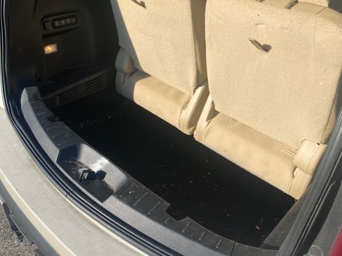 Used 2017 Ford Explorer Limited image 12