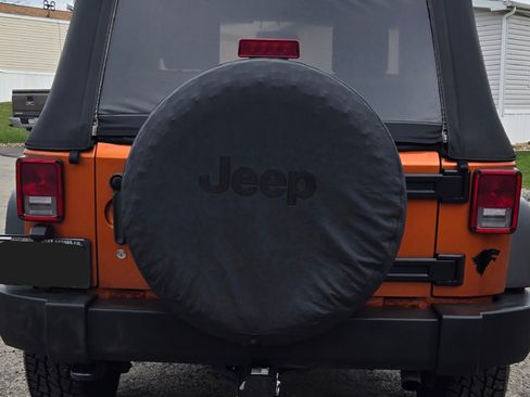 Used 2010 Jeep Wrangler Sport image 4