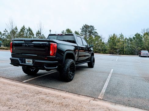 Used 2021 GMC Sierra 1500 AT4 w/ AT4 Value Package image 9