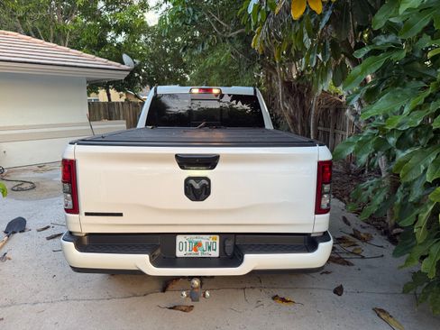 Used 2023 RAM 1500 Big Horn RWD image 12