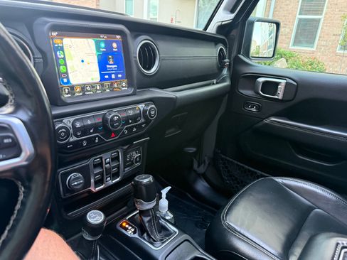 Used 2020 Jeep Gladiator Overland AWD/4WD image 21