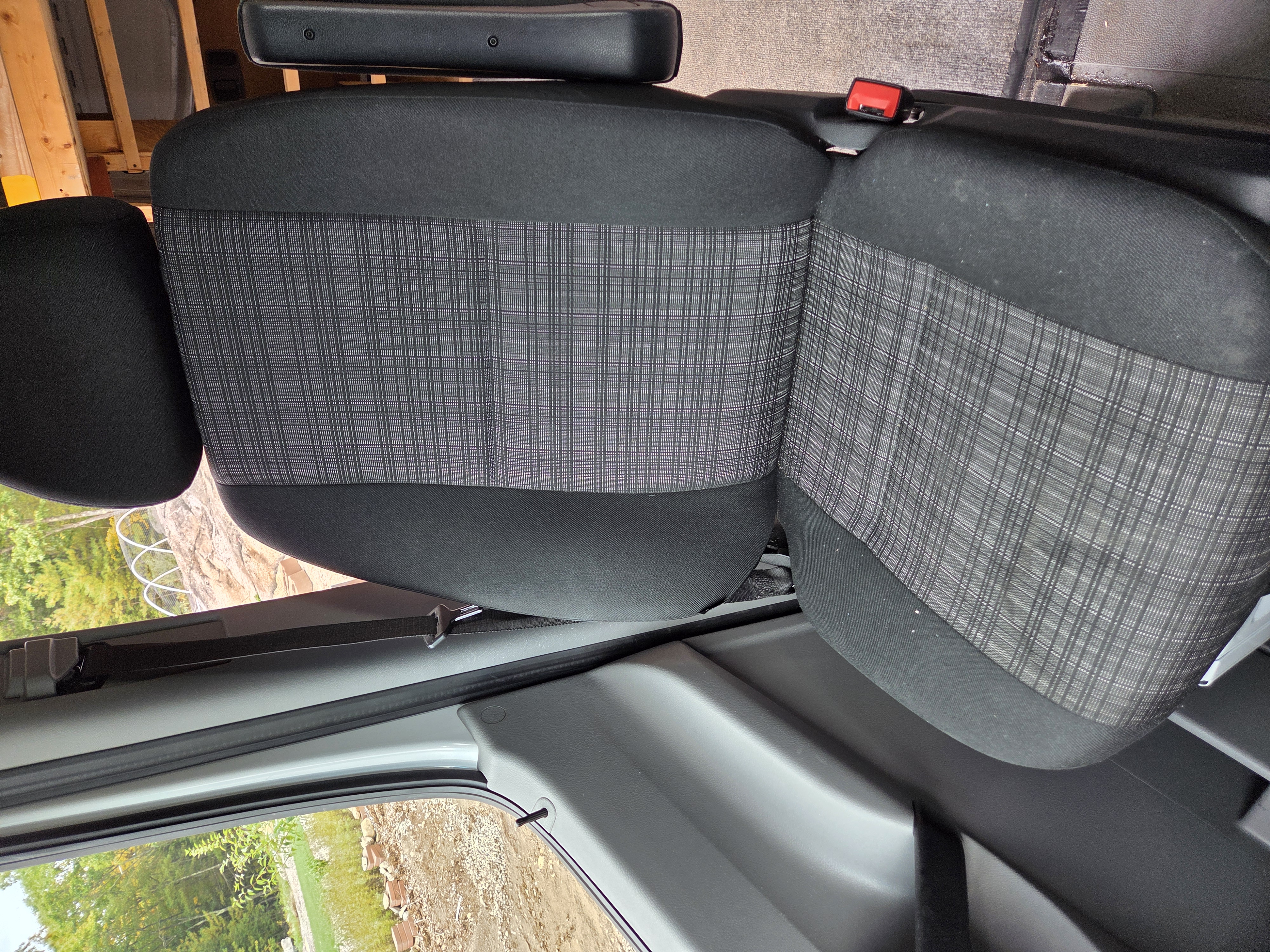 Used 2016 Mercedes-Benz Sprinter 2500 image 6
