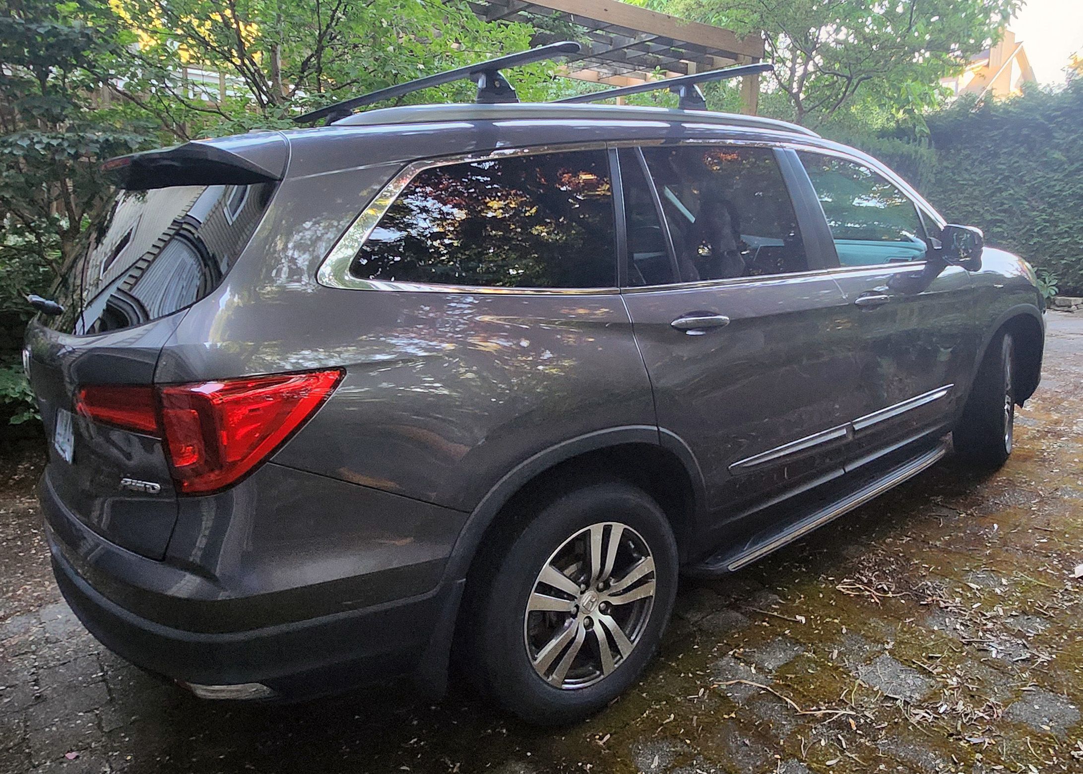 Used 2017 Honda Pilot EX-L image 10