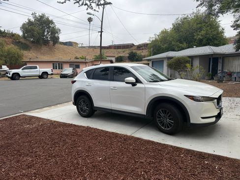 Used 2019 MAZDA CX-5 Sport FWD image 1