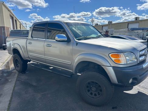 Used 2004 Toyota Tundra SR5 image 2