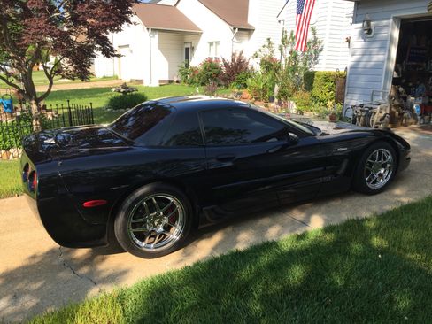 Used 2003 Chevrolet Corvette Z06 w/ Memory Package, 3 Drivers image 12