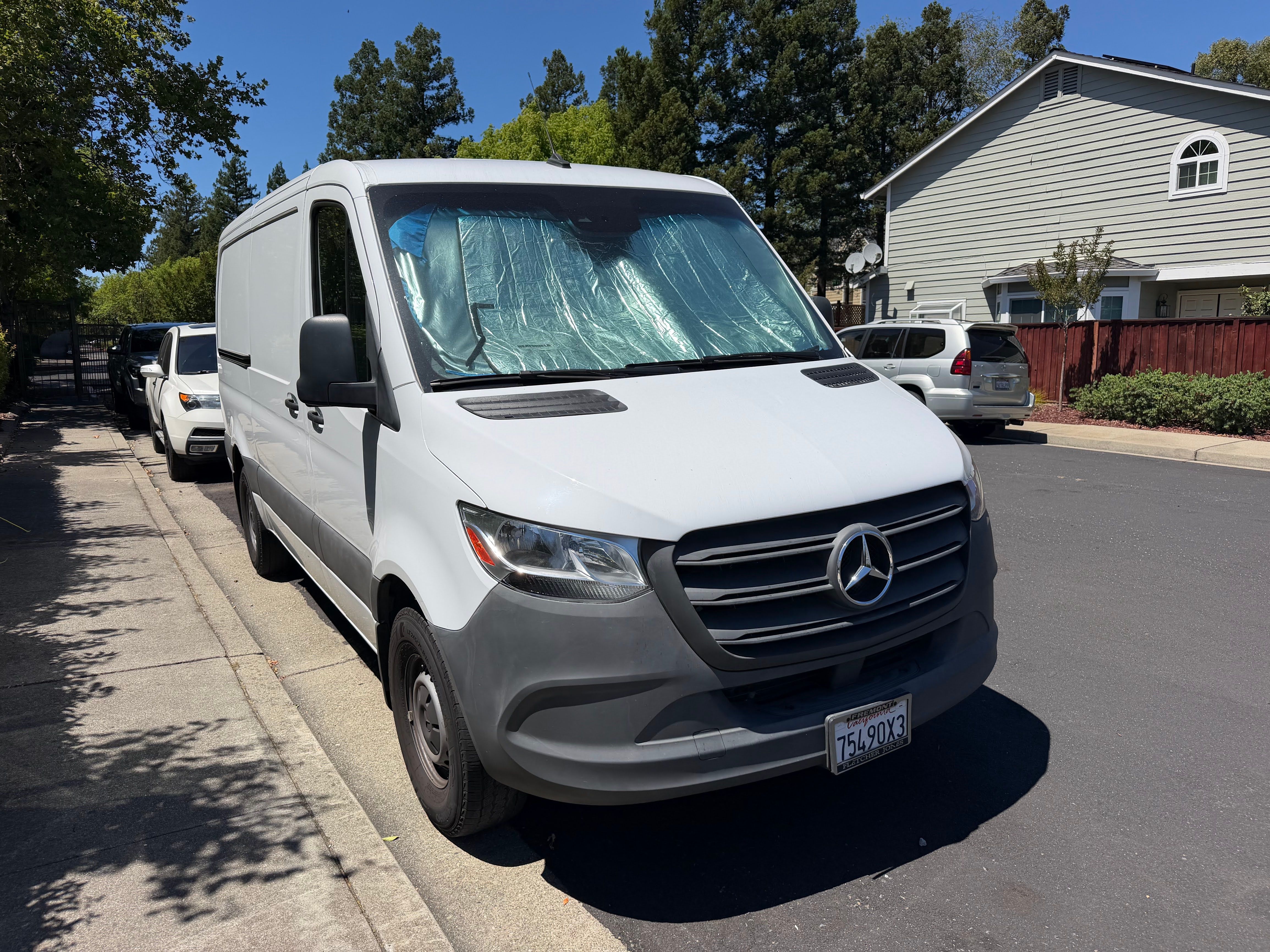Used 2024 Mercedes-Benz Sprinter 2500 image 1