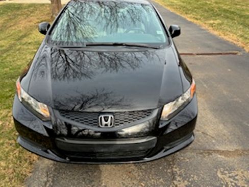 Used 2012 Honda Civic LX image 1