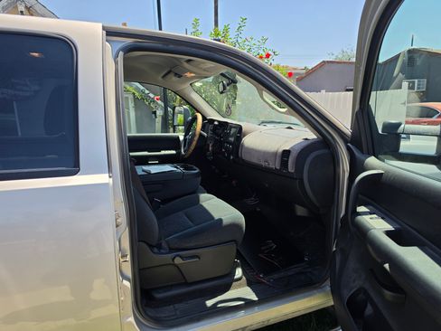 Used 2008 Chevrolet Silverado 3500 LT RWD image 8