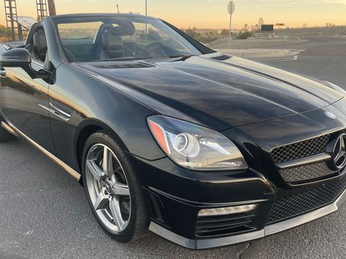 Used 2012 Mercedes-Benz SLK 55 AMG image 4