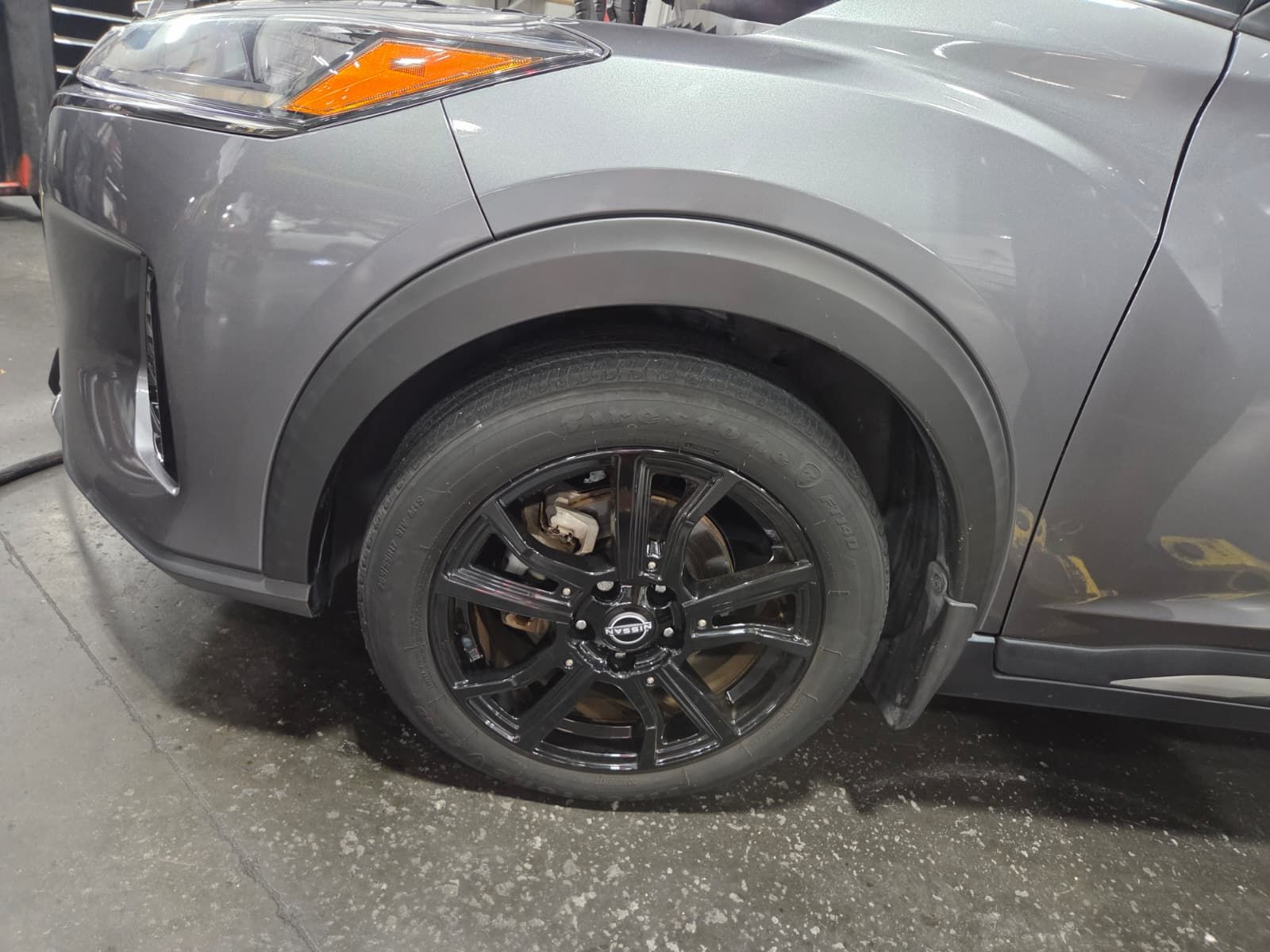 Used 2023 Nissan Kicks SR FWD image 8