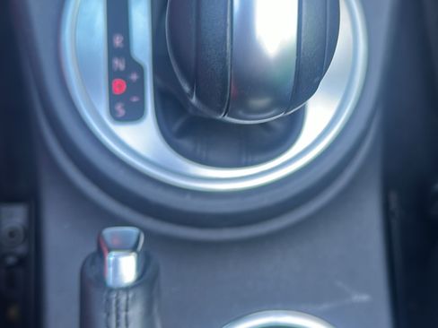 Used 2015 Volkswagen Beetle 1.8T image 4