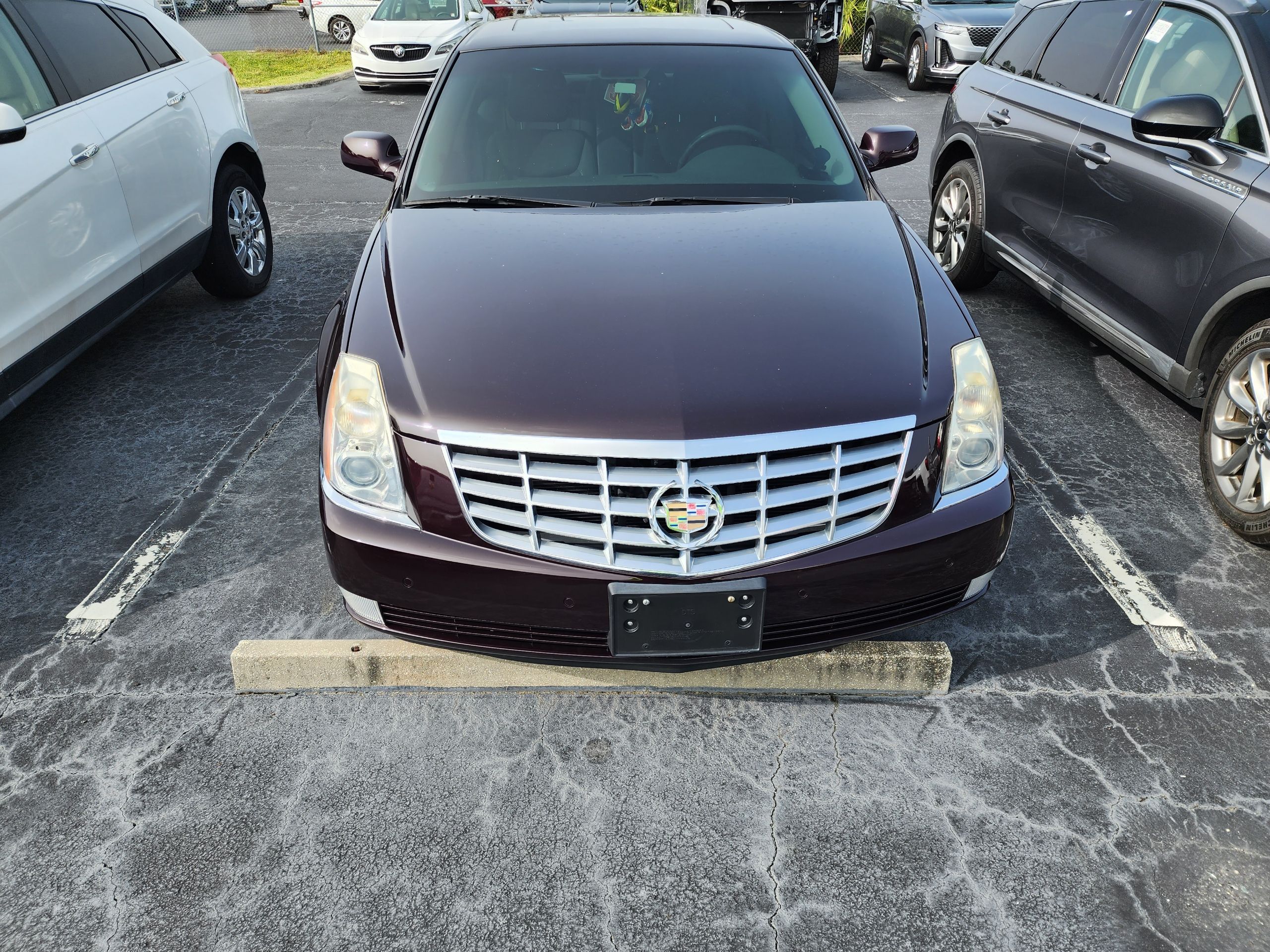 Used 2008 Cadillac DTS w/ Sun And Navigation Package FWD image 15