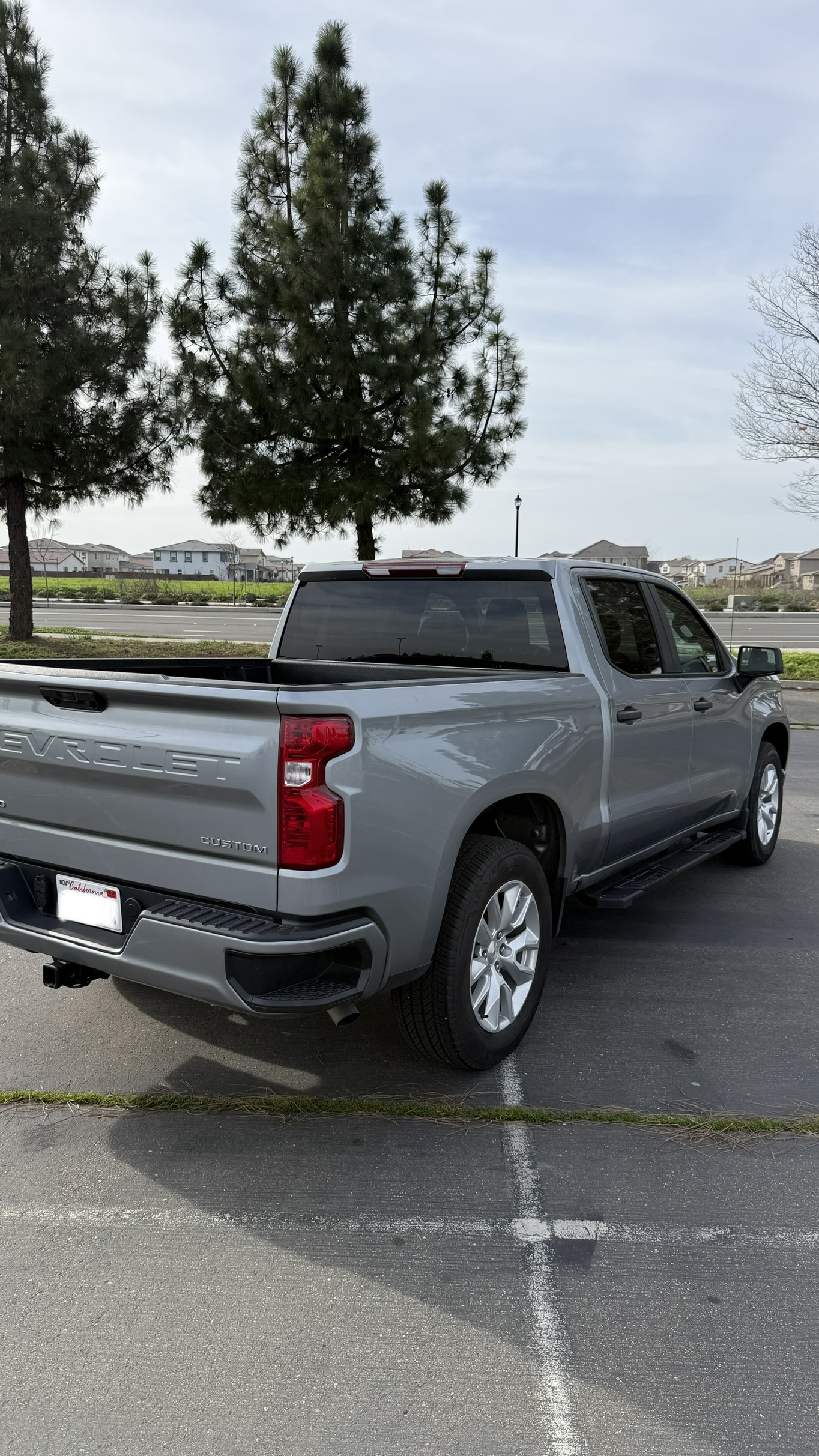 Used 2024 Chevrolet Silverado 1500 Custom RWD image 2
