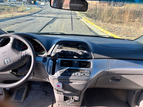 Used 2010 Honda Odyssey EX image 12