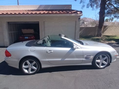 Used 2004 Mercedes-Benz SL 500 image 1