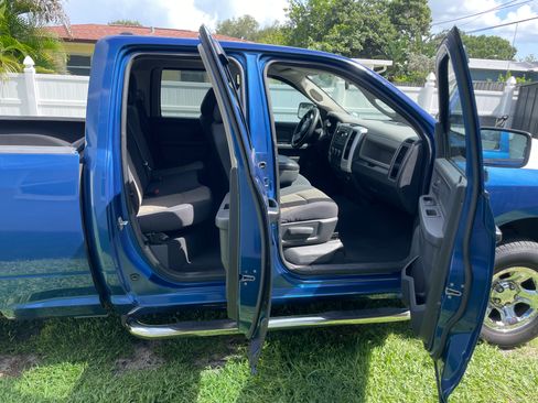 Used 2011 RAM 1500 ST w/ ST Popular Equipment Group RWD image 6