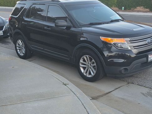 Used 2015 Ford Explorer FWD image 8