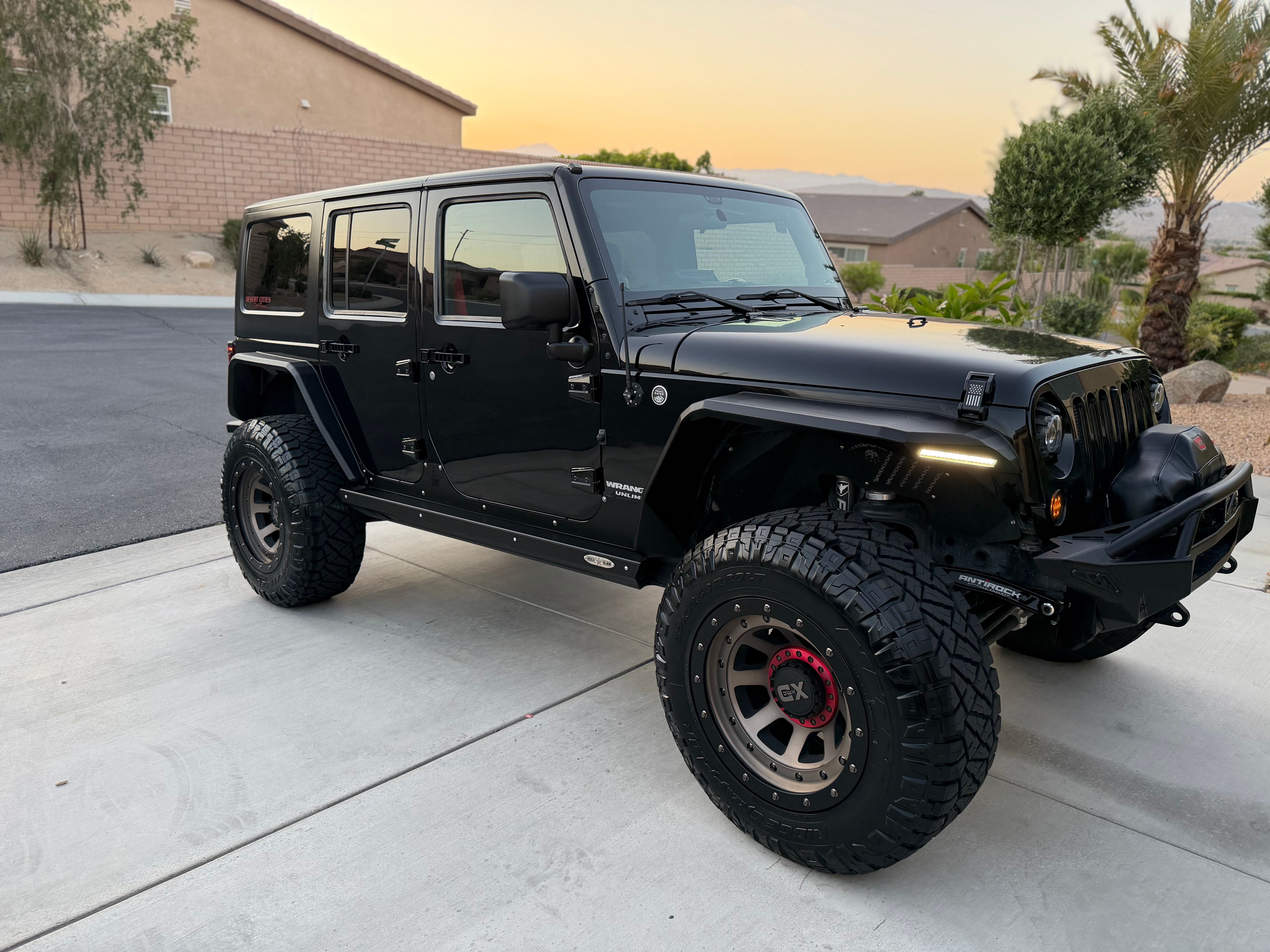 Used 2012 Jeep Wrangler Unlimited Sport AWD/4WD image 12