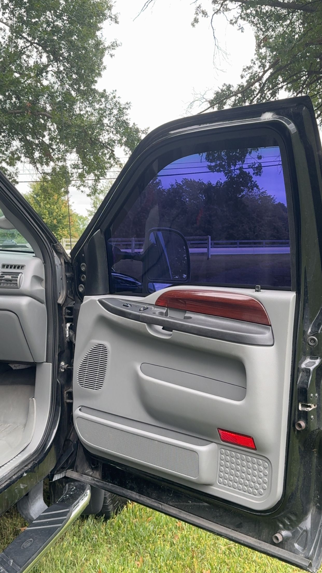Used 2007 Ford F350 Lariat AWD/4WD image 14